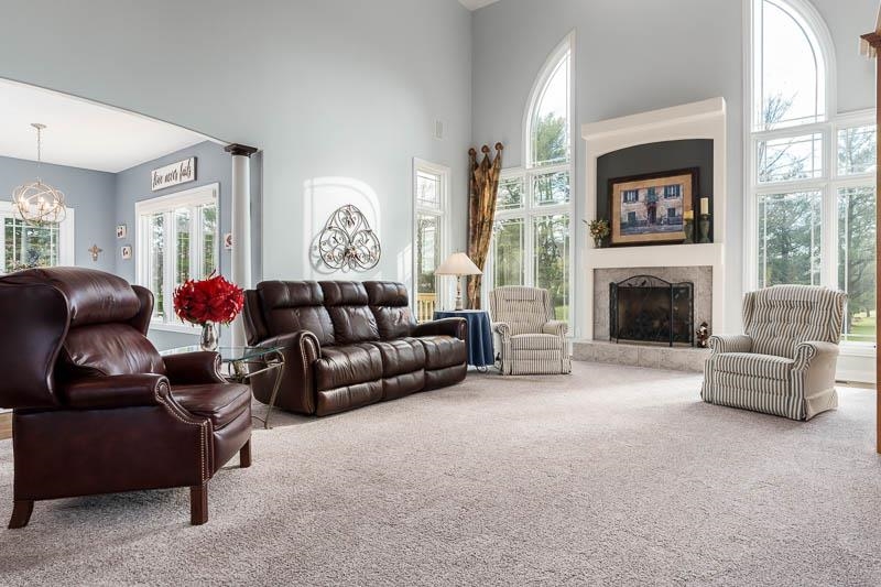 Belvidere, Illinois 61008, United States, 4 Bedrooms Bedrooms, ,4 BathroomsBathrooms,Residential,Pending,59519