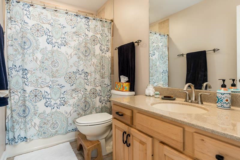 Belvidere, Illinois 61008, United States, 4 Bedrooms Bedrooms, ,4 BathroomsBathrooms,Residential,Pending,59519