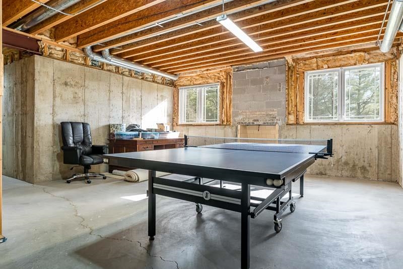 Belvidere, Illinois 61008, United States, 4 Bedrooms Bedrooms, ,4 BathroomsBathrooms,Residential,Pending,59519