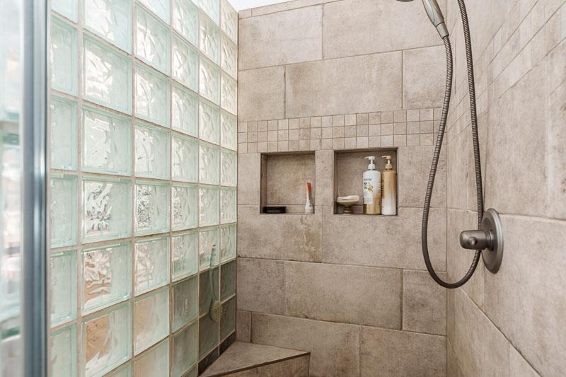 Belvidere, Illinois 61008, United States, 4 Bedrooms Bedrooms, ,4 BathroomsBathrooms,Residential,Pending,59519