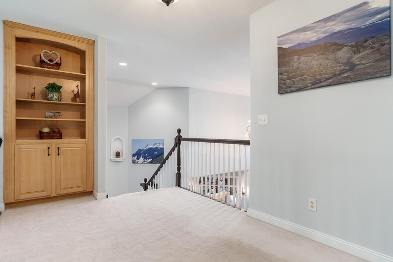 Belvidere, Illinois 61008, United States, 4 Bedrooms Bedrooms, ,4 BathroomsBathrooms,Residential,Pending,59519