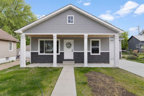 Homes For Sale - 1212 Lincoln Avenue<br/> ROCKFORD, IL 61102