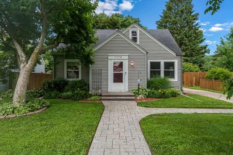 Homes For Sale - 1116 Luther Avenue<br/> Winnebago County, ROCKFORD, IL 61107