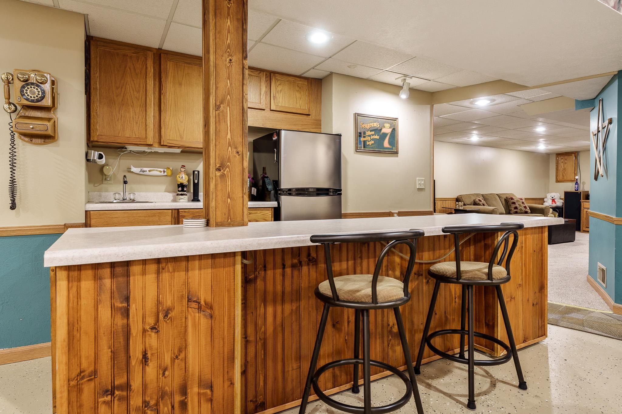 Rockford, Illinois 61101, United States, 4 Bedrooms Bedrooms, ,3 BathroomsBathrooms,Residential,Active,197644