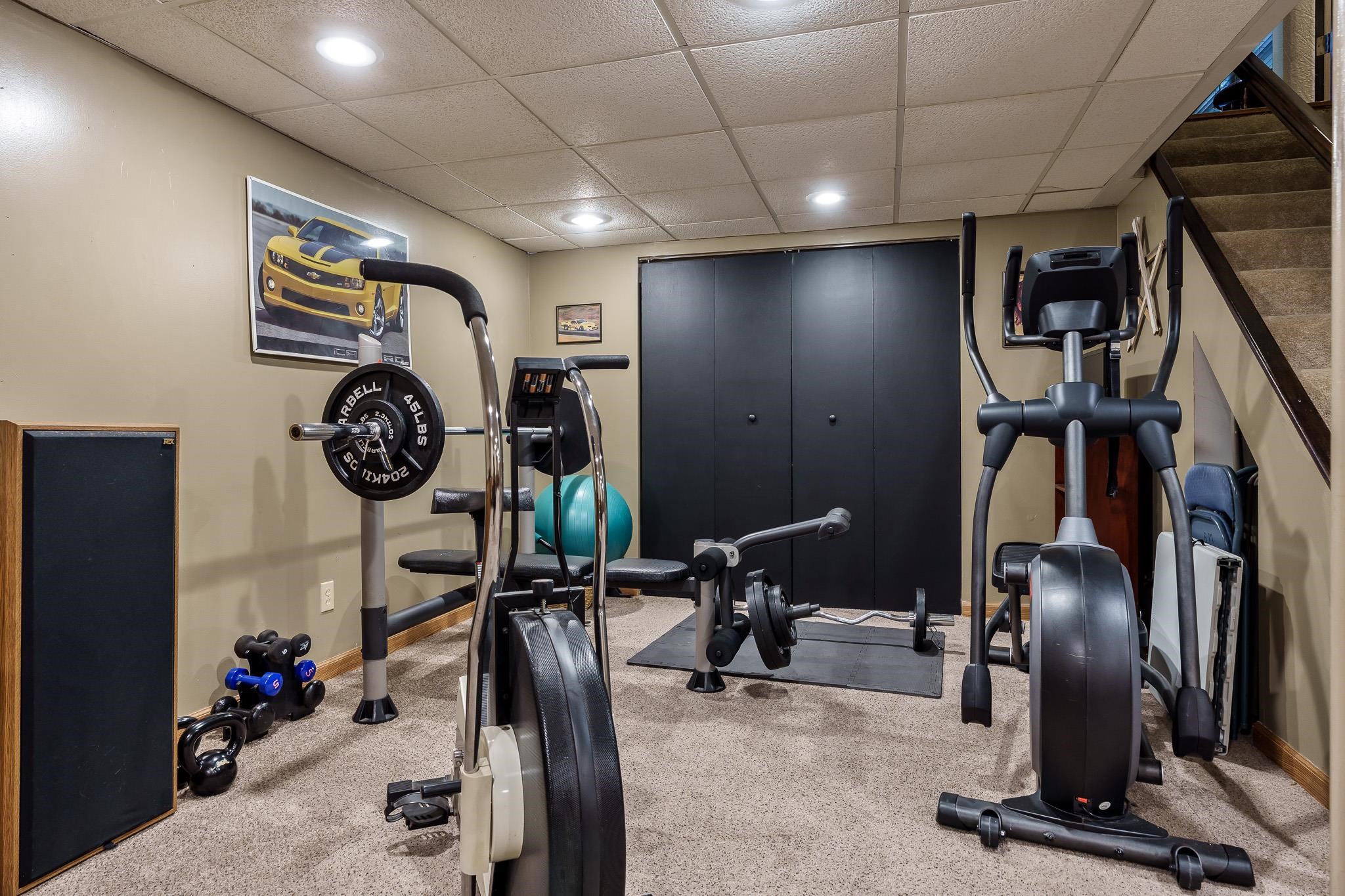 Rockford, Illinois 61101, United States, 4 Bedrooms Bedrooms, ,3 BathroomsBathrooms,Residential,Active,197644