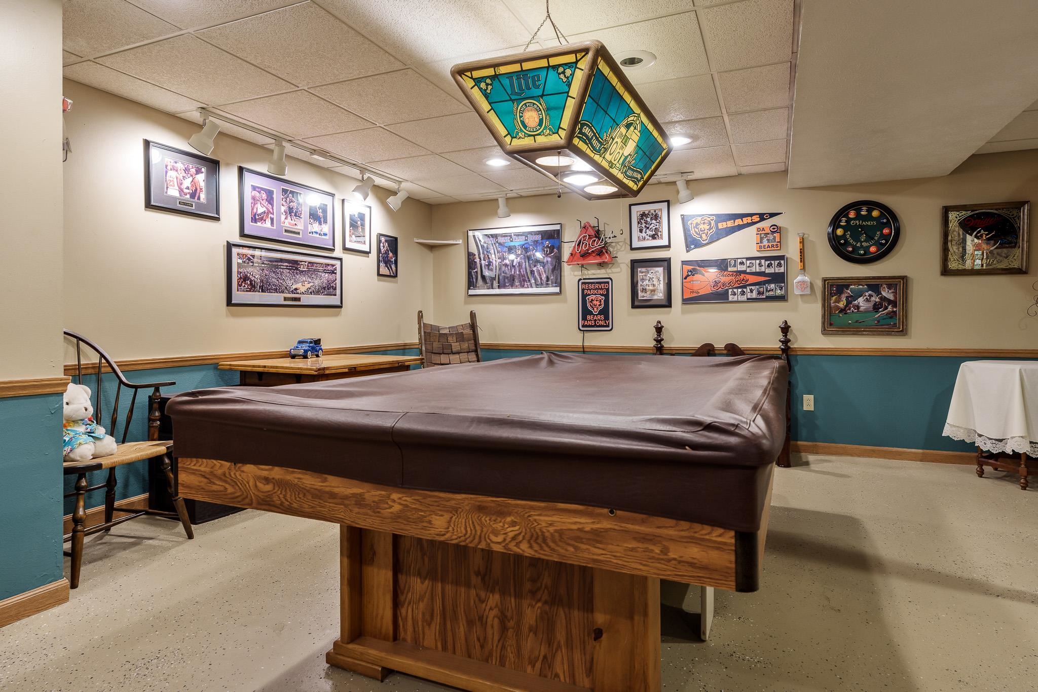 Rockford, Illinois 61101, United States, 4 Bedrooms Bedrooms, ,3 BathroomsBathrooms,Residential,Active,197644