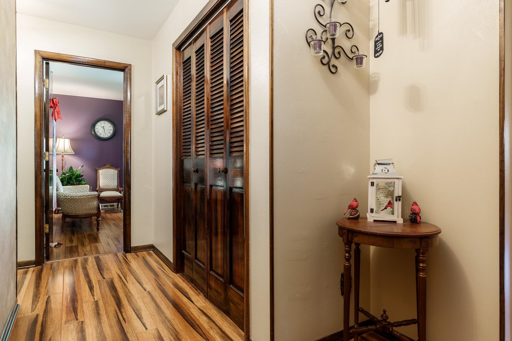 Rockford, Illinois 61101, United States, 4 Bedrooms Bedrooms, ,3 BathroomsBathrooms,Residential,Active,197644