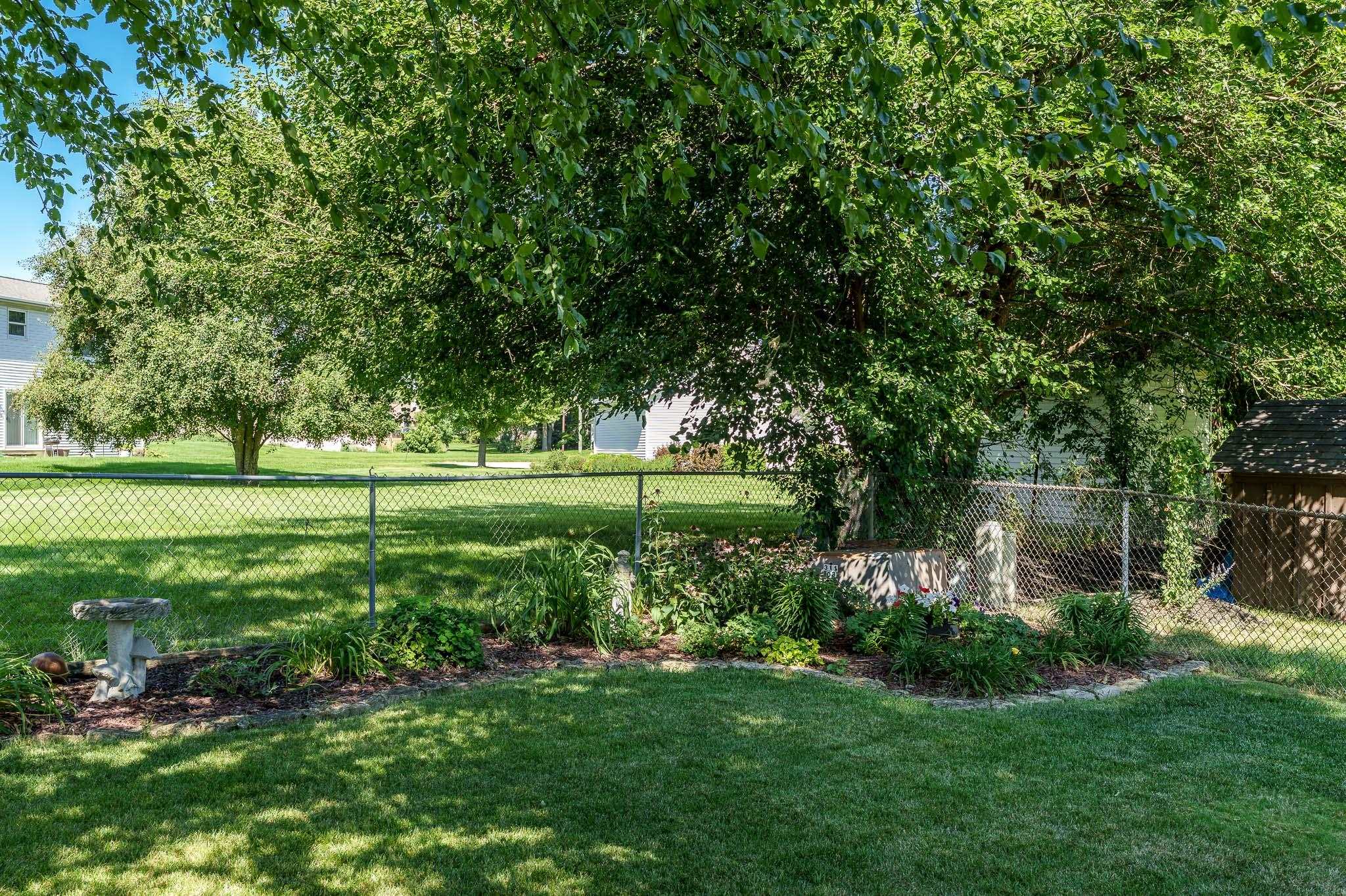 Rockford, Illinois 61101, United States, 4 Bedrooms Bedrooms, ,3 BathroomsBathrooms,Residential,Active,197644