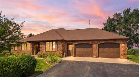 Homes For Sale - 9096 E Stagecoach Trail<br/> Jo Daviess County, WARREN, IL 61087
