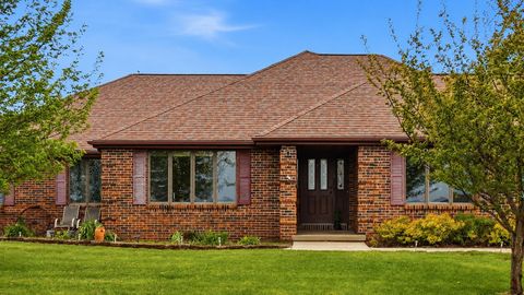 Homes For Sale - 9096 E Stagecoach Trail<br/> WARREN, IL 61087