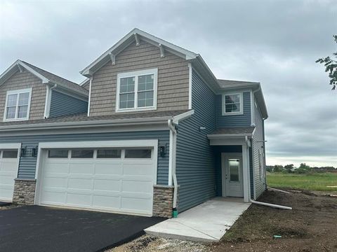 Townhouse For Sale - 3156 S Bartells Drive<br/> BELOIT, WI 53511
