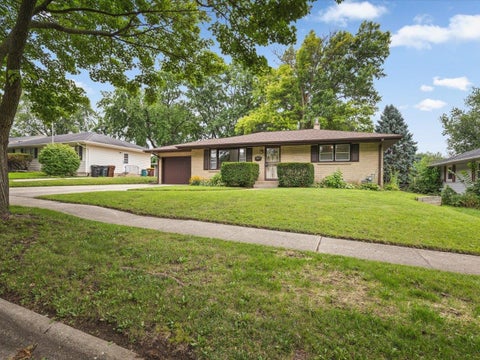 Homes For Sale - 3803 Kentucky Drive<br/> Winnebago County, ROCKFORD, IL 61108