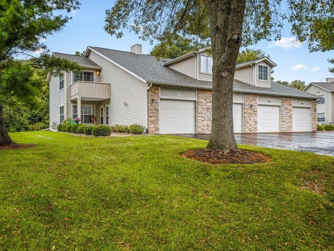 Condo For Sale - 5632 Andrews Drive<br/> ROSCOE, IL 61073