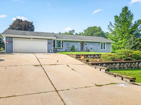 Homes For Sale - 6353 Abernathy Way<br/> ROSCOE, IL 61073