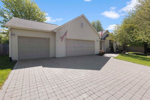 Homes For Sale - 1332 Griggs Road<br/> Winnebago County, ROCKFORD, IL 61108