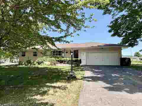 Homes For Sale - 306 Beacon Drive<br/> BELVIDERE, IL 61008