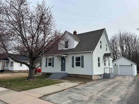 Homes For Sale - 7643 Rogers Street<br/> MACHESNEY PARK, IL 61115