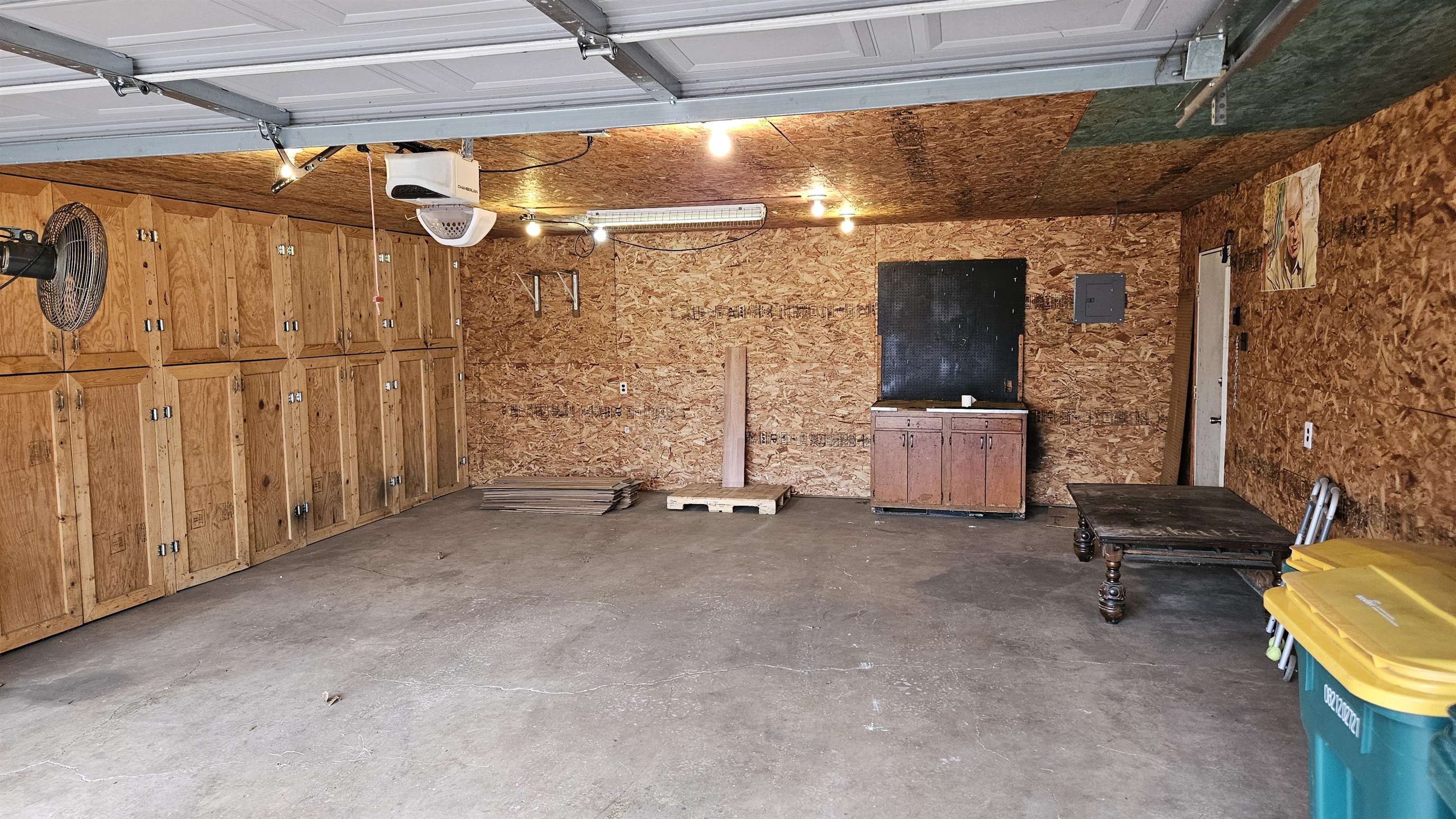 Kingston, Illinois 60145, United States, 3 Bedrooms Bedrooms, ,1 BathroomBathrooms,Residential,Pending,20585