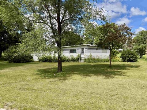 Mobile Home For Sale - 5172 Locust Lane<br/> THOMSON, IL 61285