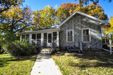 Homes For Sale - 710 Short Street<br/> Streator, IL 61364
