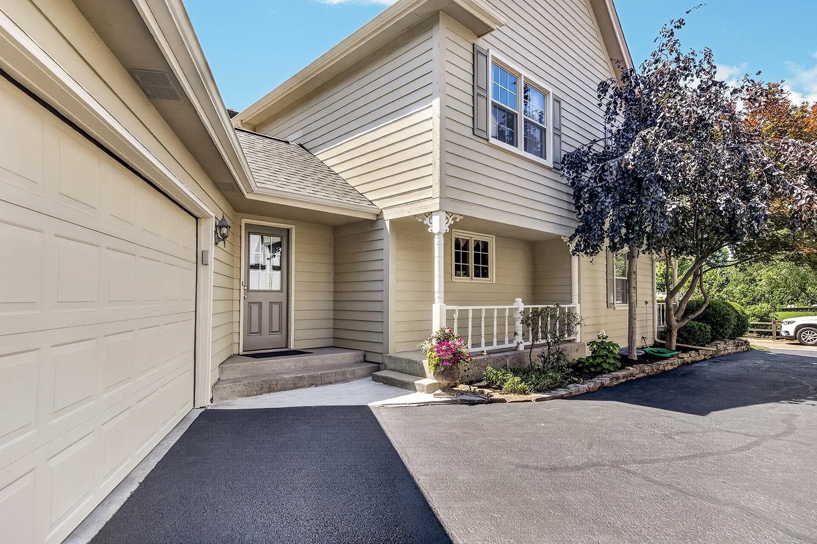 5315 Gingeridge Lane - Photo 2