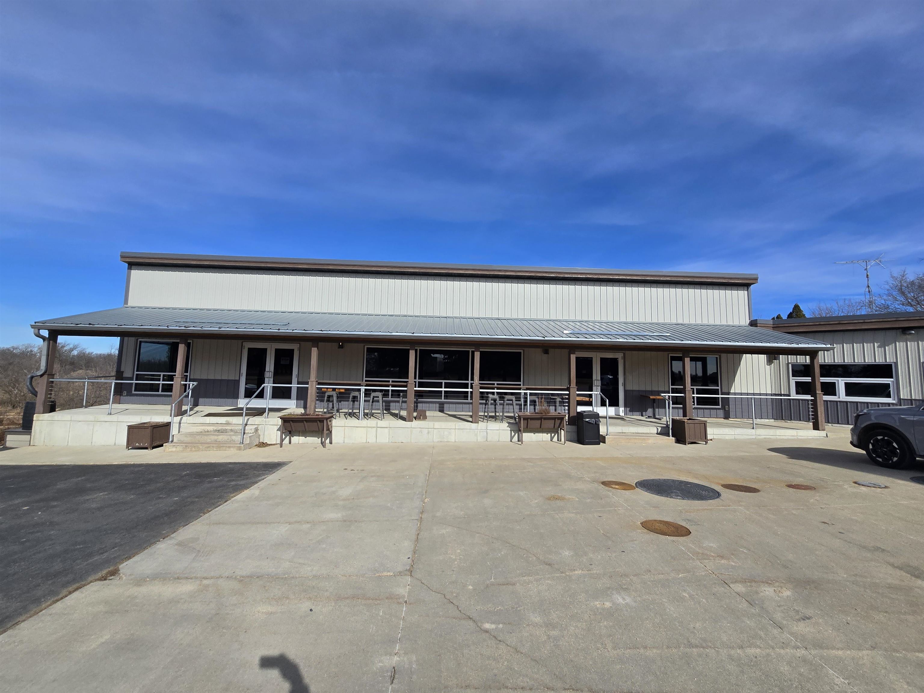 300 W Hickory Street