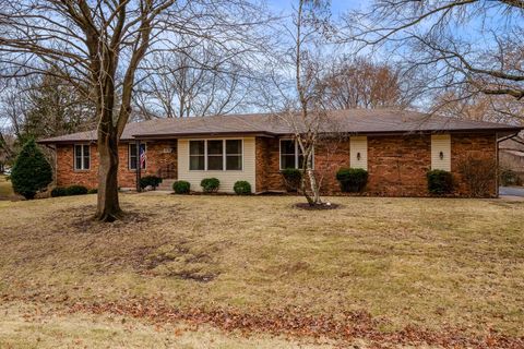 Homes For Sale - 1570 Featherstone Road<br/> ROCKFORD, IL 61107