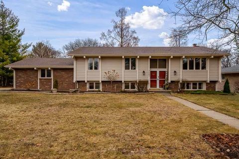 Homes For Sale - 3087 Cheroakwood Lane<br/> ROCKFORD, IL 61114