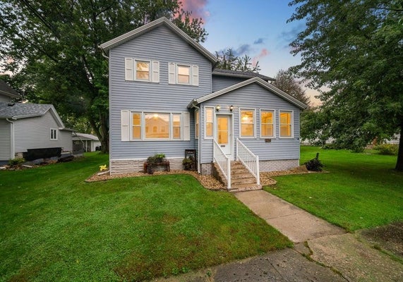 214 N JACKSON AVE, POLO, IL 61064 - Image ef3de6e8f5e706f32af7a7f0dd44f50d/4080011654
