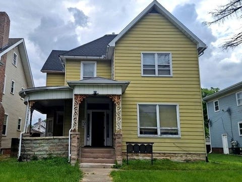 Homes For Rent - 214 S Bloomington Street<br/> Streator, IL 61364