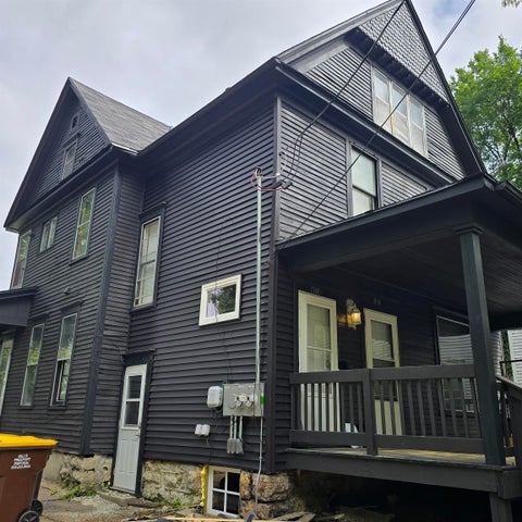 Multifamily For Sale - 1101-1101.5 Galena Avenue<br/> FREEPORT, IL 61032
