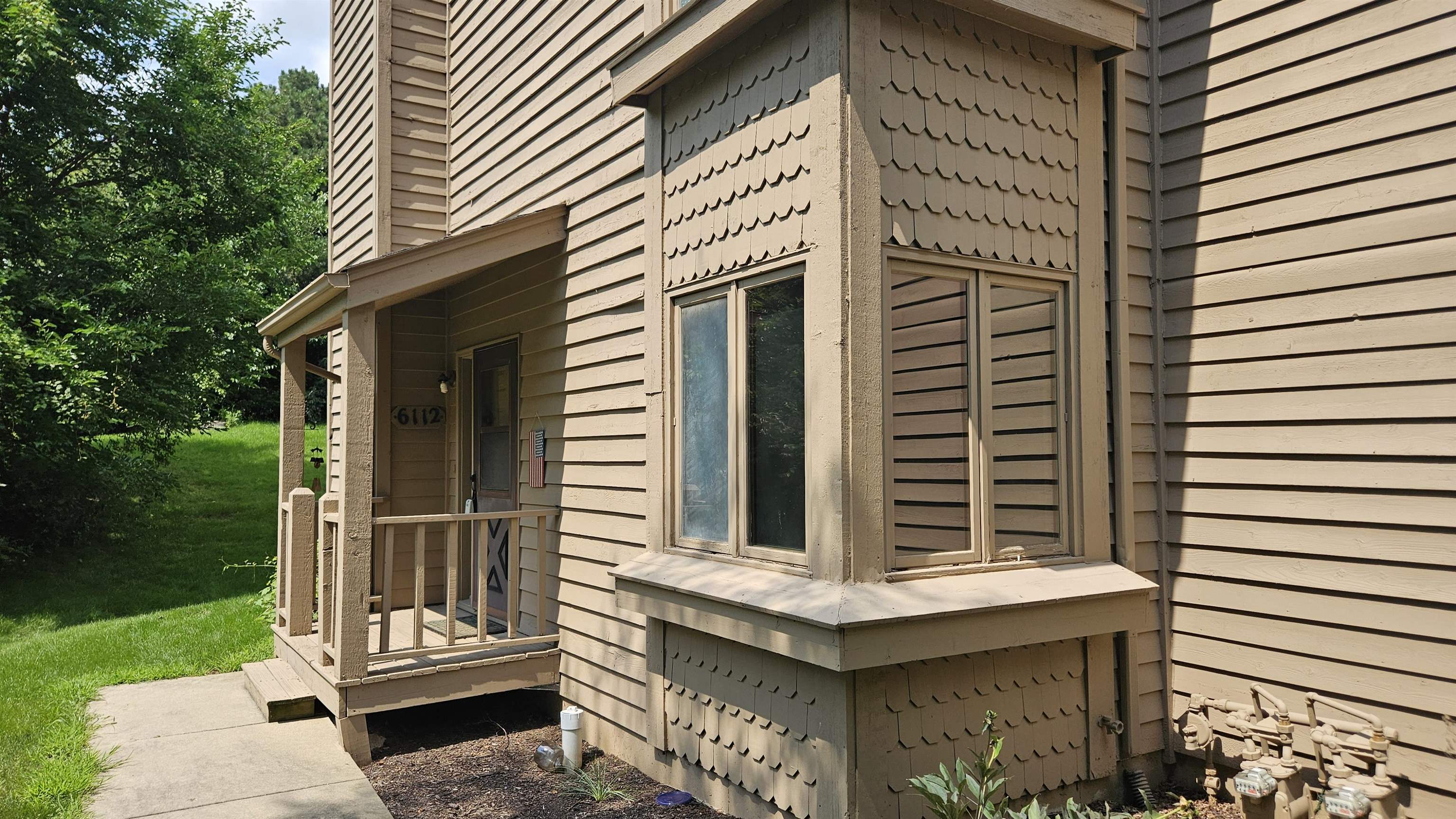 Rockford, Illinois 61107, United States, 2 Bedrooms Bedrooms, ,1 BathroomBathrooms,Residential,Active,180845