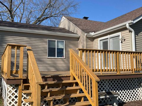 Homes For Sale - 5199 Browns Beach Road<br/> ROCKFORD, IL 61103