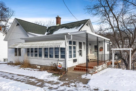 Homes For Sale - 469 Dewey Avenue<br/> GALENA, IL 61036