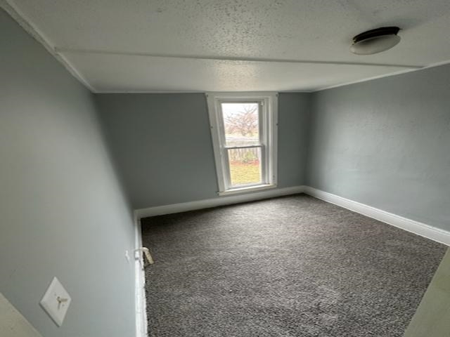 Rockford, Illinois 61102, United States, 5 Bedrooms Bedrooms, ,2 BathroomsBathrooms,Residential,Pending,11543