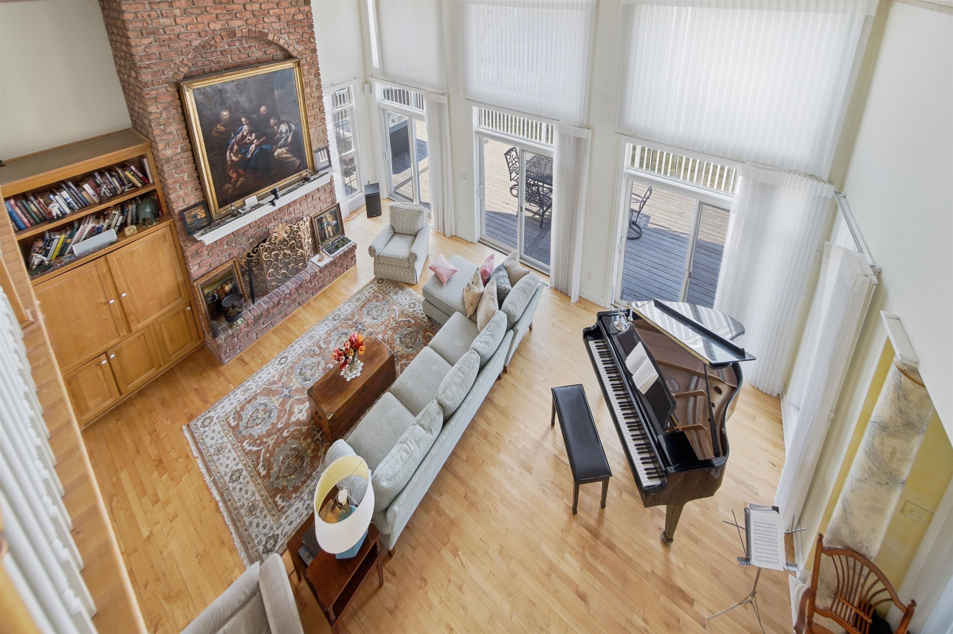 Lake Carroll, Illinois, 61046, United States, 5 Bedrooms Bedrooms, ,5 BathroomsBathrooms,Residential,Active,2035681