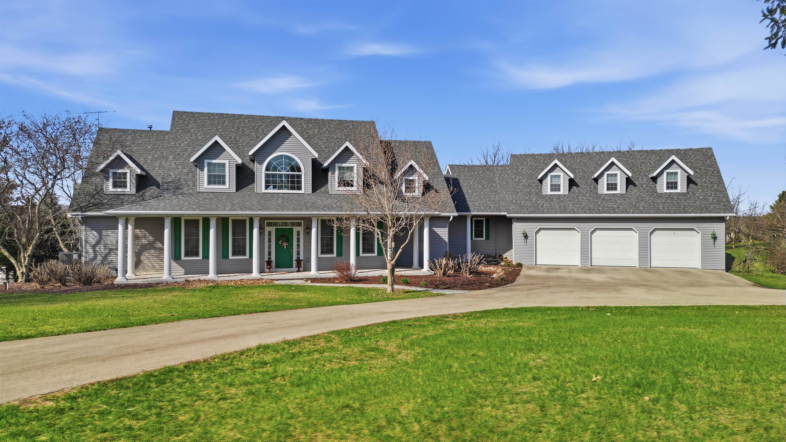 Lake Carroll, Illinois, 61046, United States, 5 Bedrooms Bedrooms, ,5 BathroomsBathrooms,Residential,Active,2035681