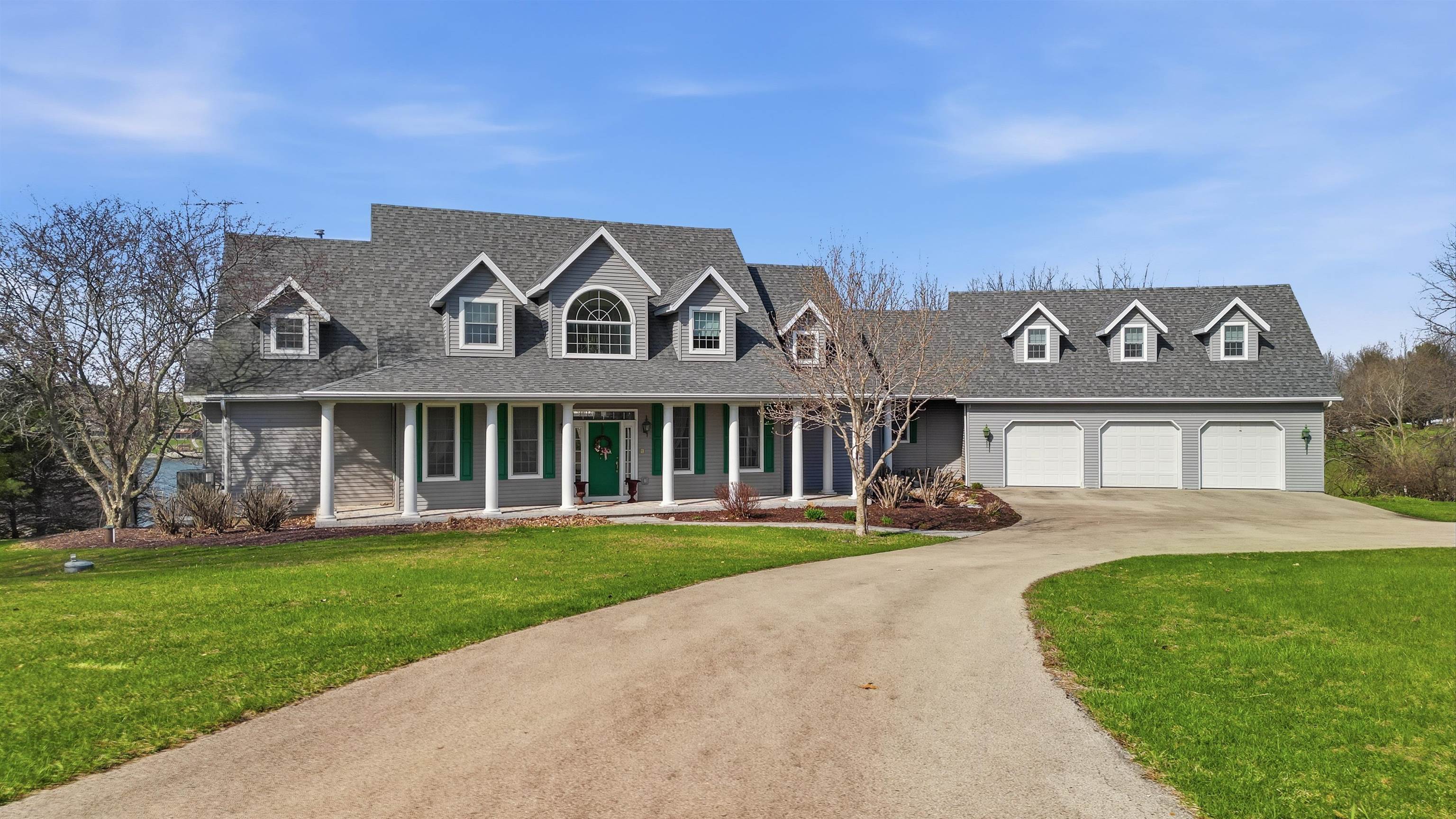 Lake Carroll, Illinois, 61046, United States, 5 Bedrooms Bedrooms, ,5 BathroomsBathrooms,Residential,Active,2035681