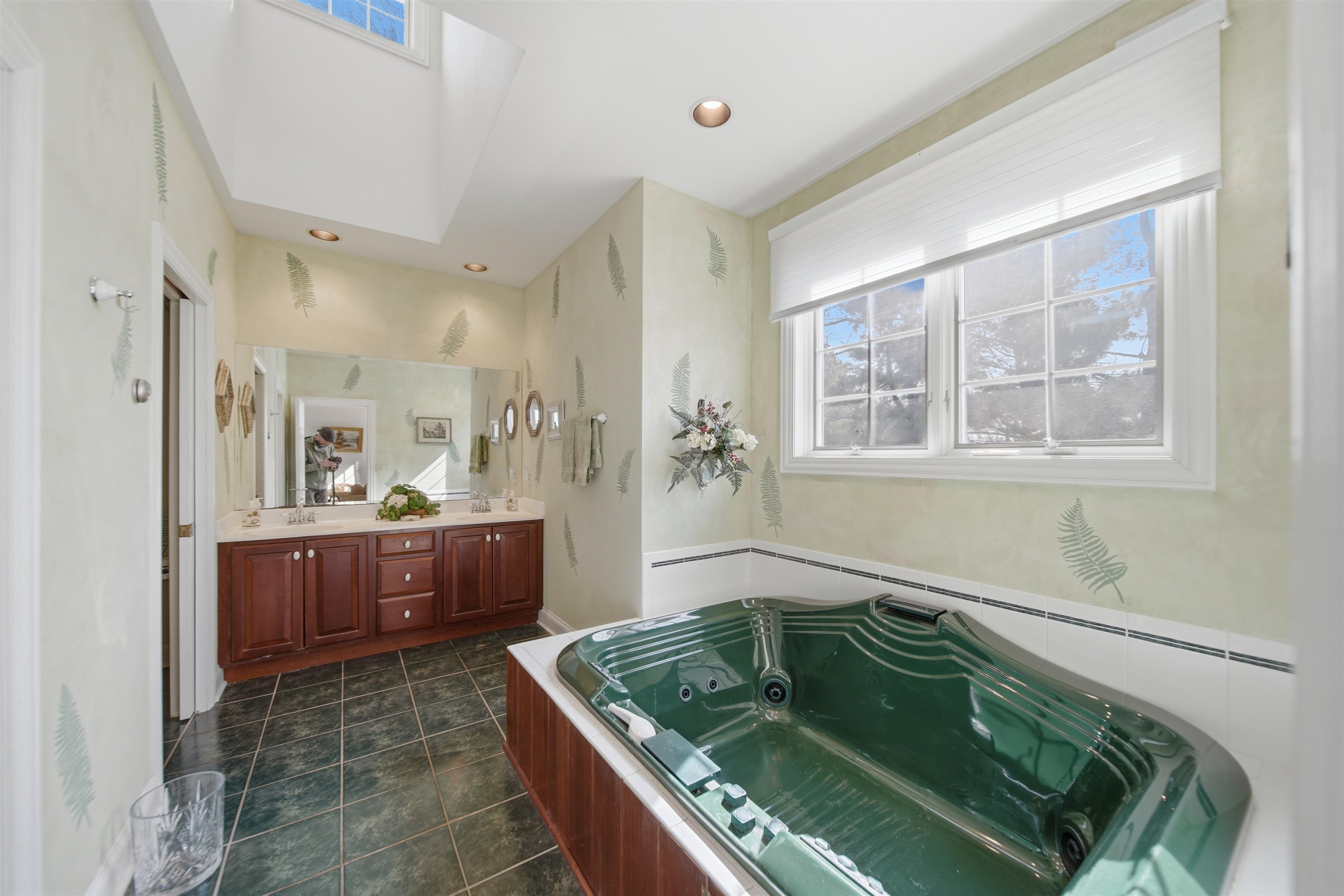 Lake Carroll, Illinois, 61046, United States, 5 Bedrooms Bedrooms, ,5 BathroomsBathrooms,Residential,Active,2035681