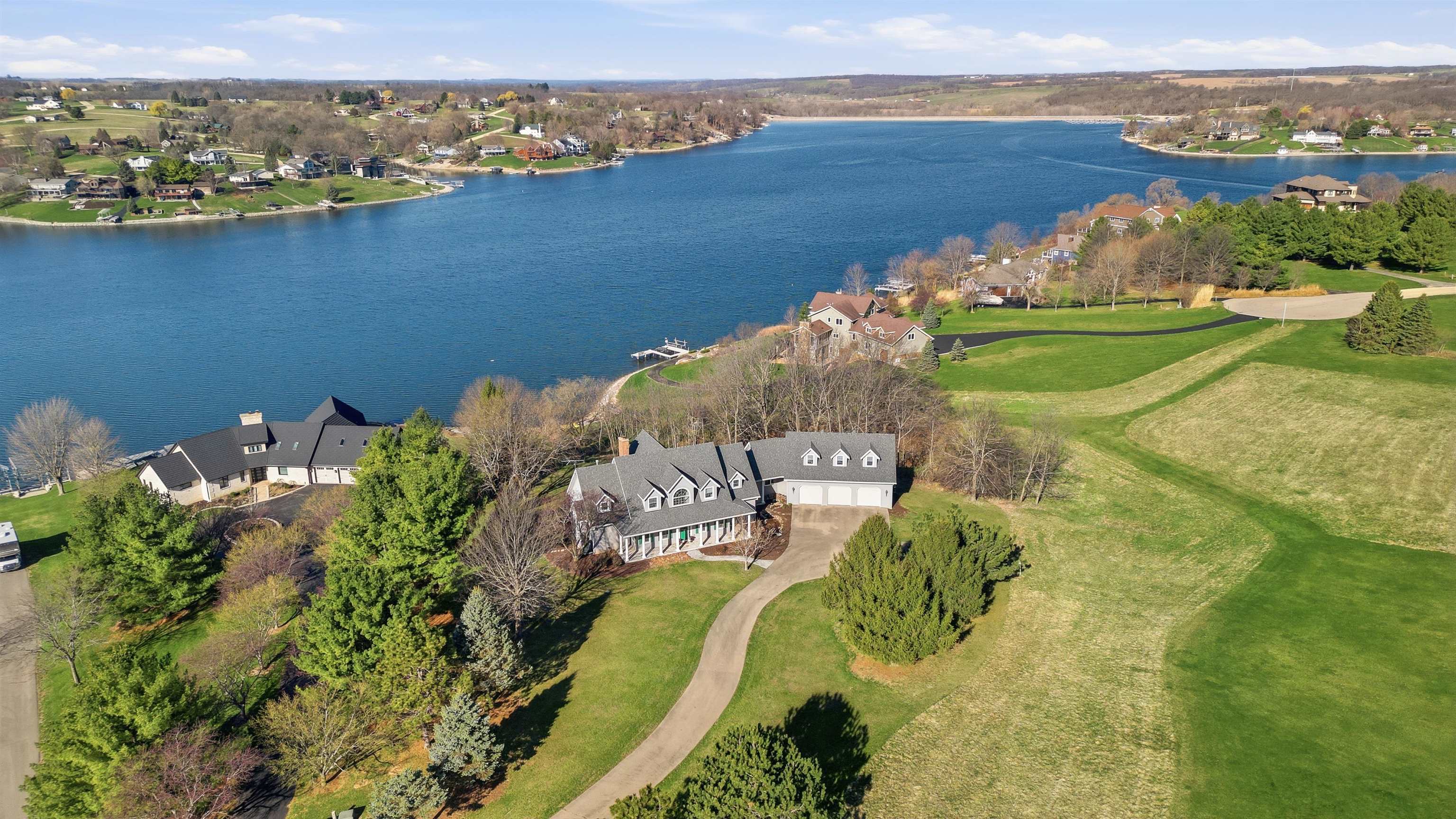 Lake Carroll, Illinois, 61046, United States, 5 Bedrooms Bedrooms, ,5 BathroomsBathrooms,Residential,Active,2035681