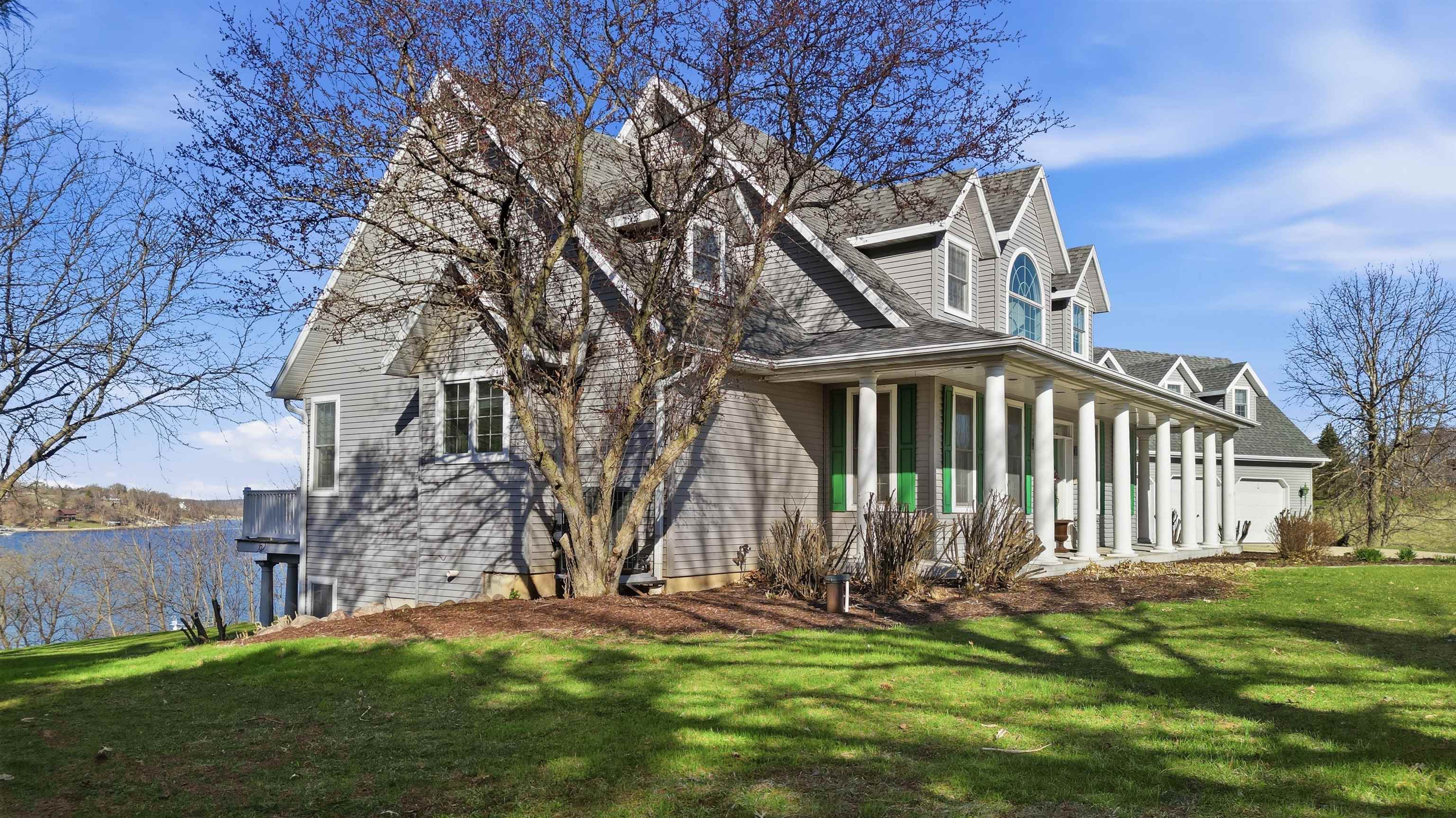 Lake Carroll, Illinois, 61046, United States, 5 Bedrooms Bedrooms, ,5 BathroomsBathrooms,Residential,Active,2035681