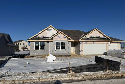 Homes For Sale - 4483 Spotted Deer Trail<br/> Boone County, BELVIDERE, IL 61008