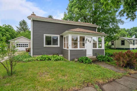 Homes For Sale - 336 W Menomonie Street<br/> BELVIDERE, IL 61008