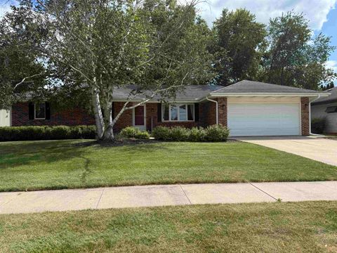 Homes For Sale - 2109 W Cimarron Drive<br/> Stephenson County, FREEPORT, IL 61032