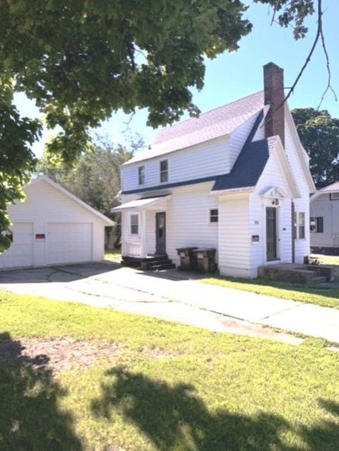 Homes For Sale - 811 S Burchard Avenue<br/> Stephenson County, FREEPORT, IL 61032