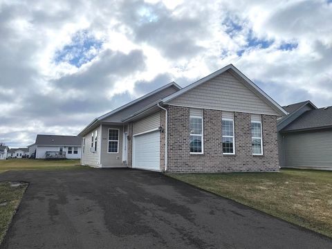 Homes For Sale - 7447 Silo Street<br/> Winnebago County, MACHESNEY PARK, IL 61115