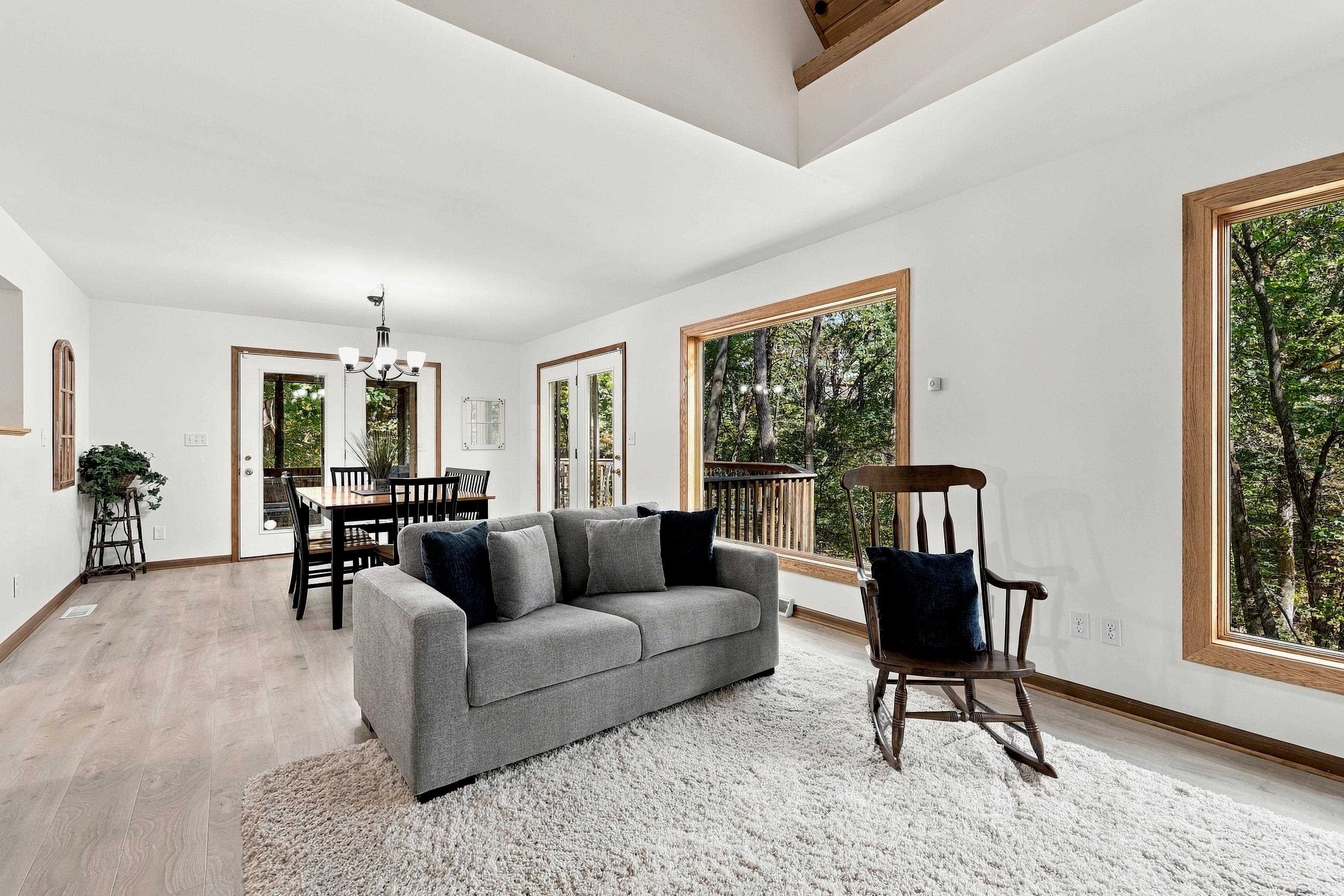 42 Shorewood Drive
