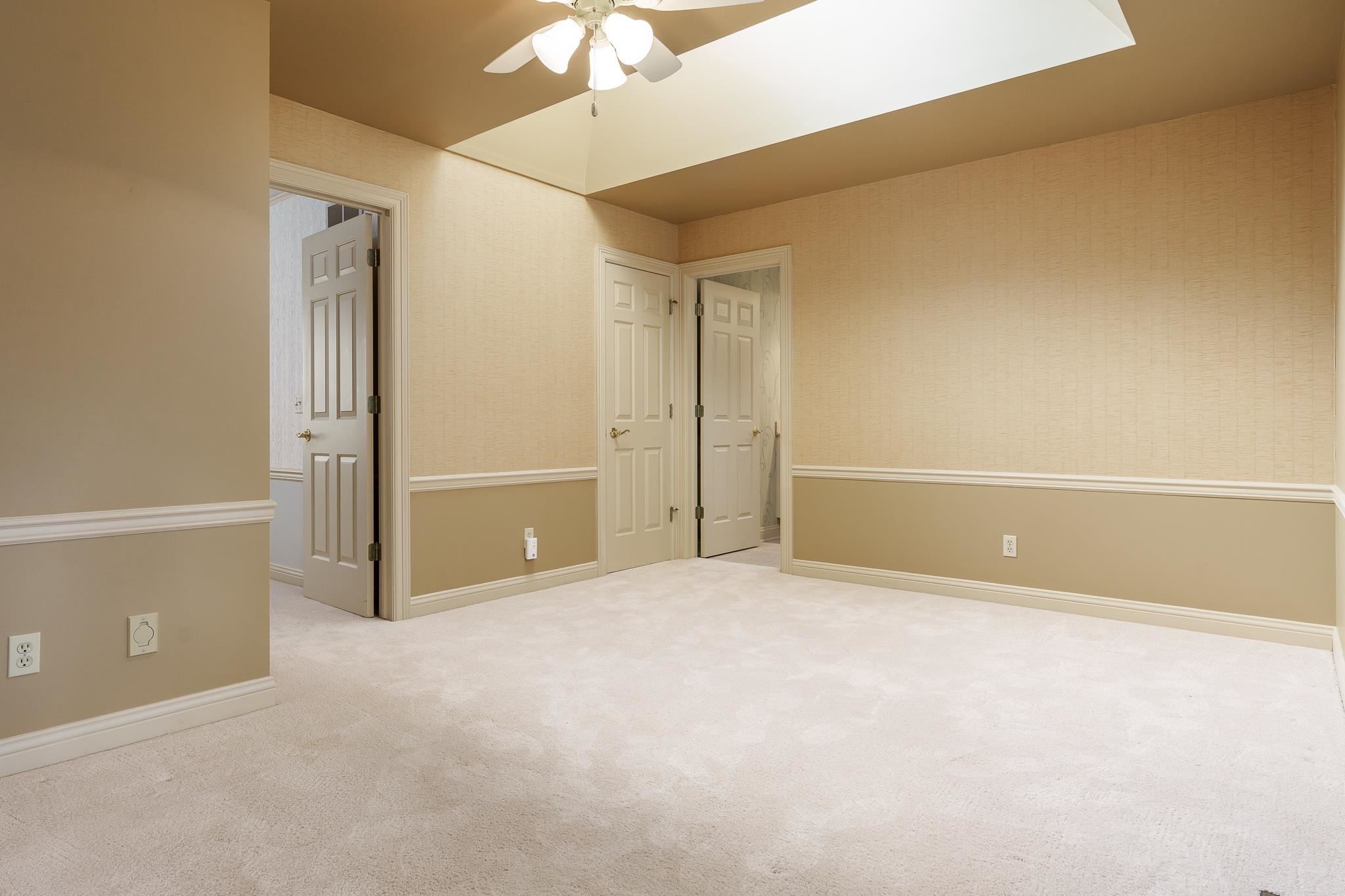 Rockford, Illinois 61114, United States, 4 Bedrooms Bedrooms, ,4 BathroomsBathrooms,Residential,Pending,45134