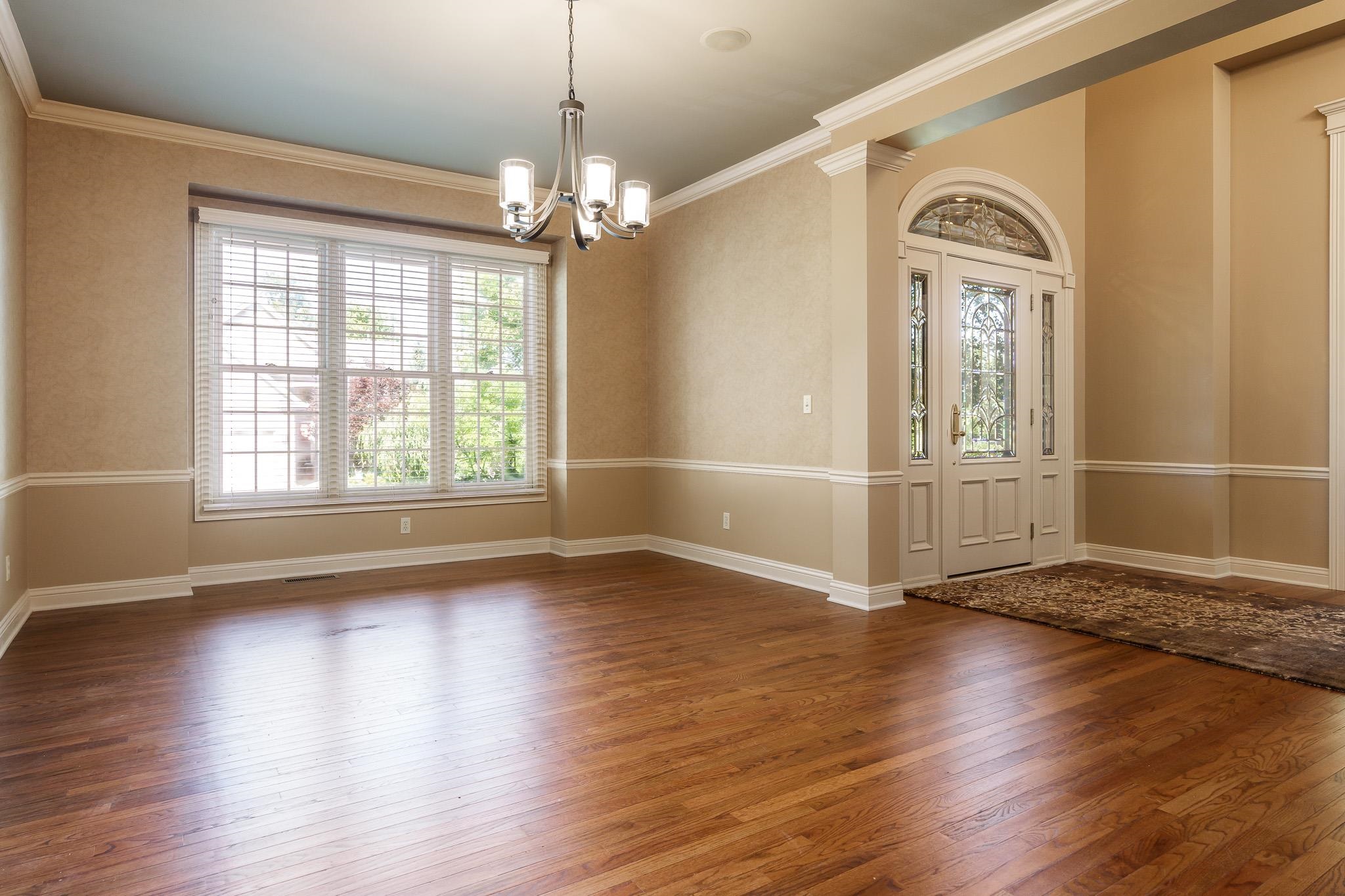 Rockford, Illinois 61114, United States, 4 Bedrooms Bedrooms, ,4 BathroomsBathrooms,Residential,Pending,45134