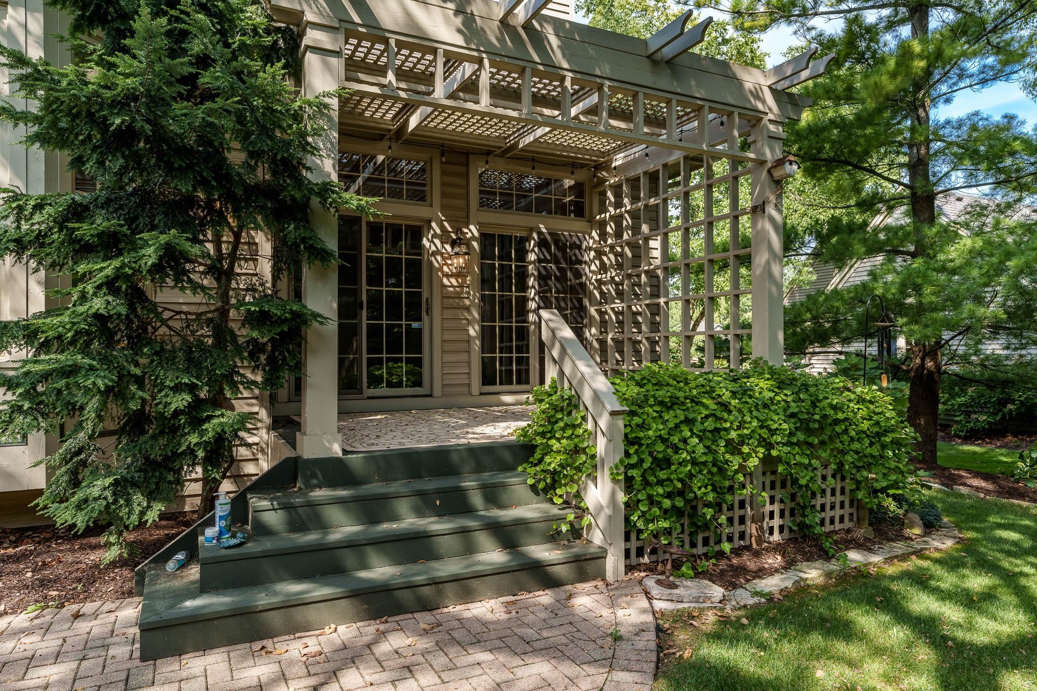 Rockford, Illinois 61114, United States, 4 Bedrooms Bedrooms, ,4 BathroomsBathrooms,Residential,Pending,45134